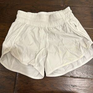 Lululemon white hotty hot shorts